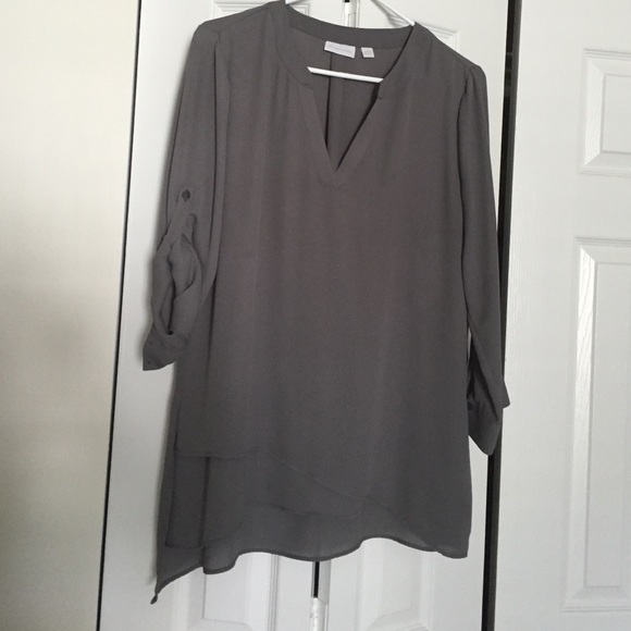 M - NYC 3/4 sleeve blouse