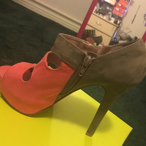 Booties - Picture 3 of 3