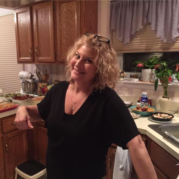 Meet your Posher, Lori