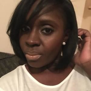 Meet your Posher, Fatima