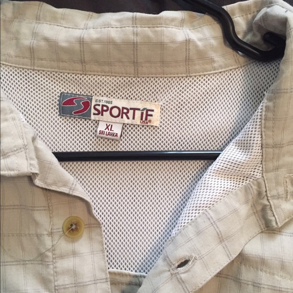 Fishing button down - Picture 2 of 3