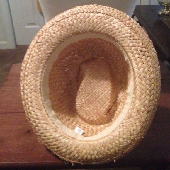 Straw Hat - Picture 3 of 4