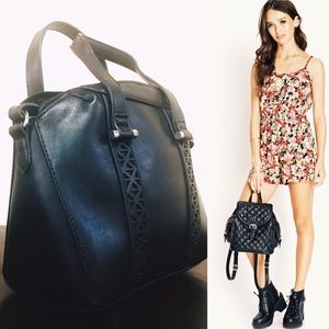 PURSE mossimo black cross body bag