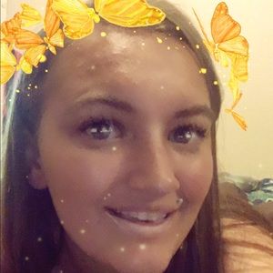 Meet your Posher, Katelyn