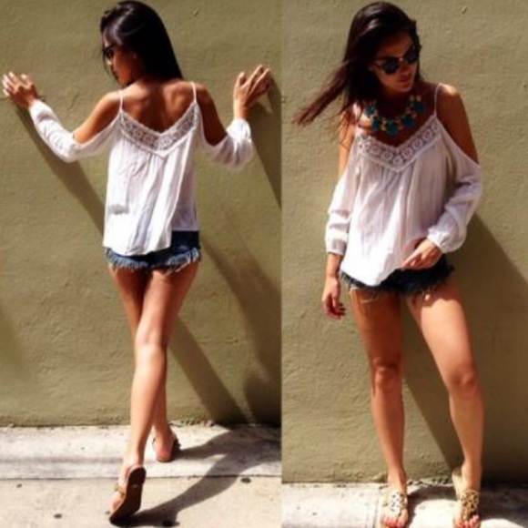 Tops - Off the Shoulder White Lace Blouse