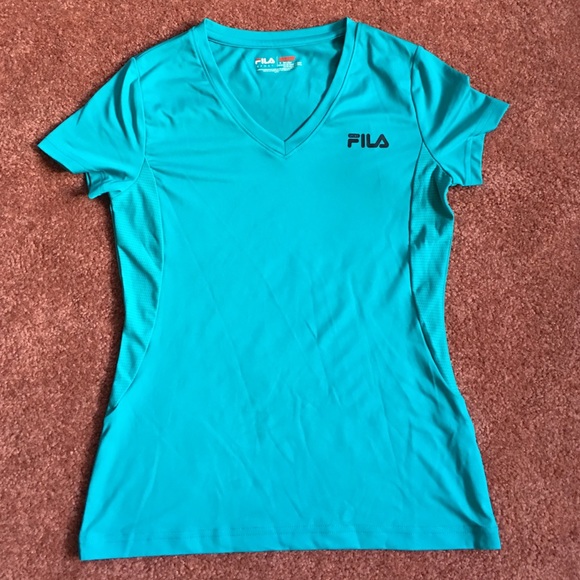 Girls Fila shirt