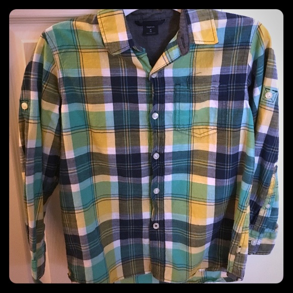 SOLD Gapkids boys plaid button up shirt - Picture 1 of 2
