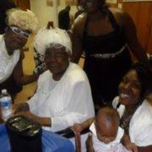 Meet your Posher, Cathie