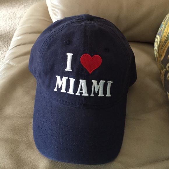 BRAND NEW!!!!! Navy Blue I <3 Miami Cap!!!!