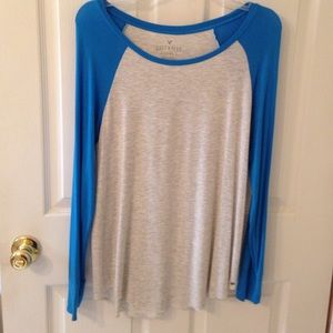 Women's American Eagle top