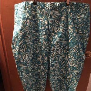 Catherine's - Capri pants, multi colored.