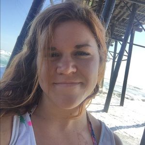 Meet your Posher, Lainey
