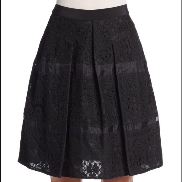 NWT Rebecca Taylor full lace skirt