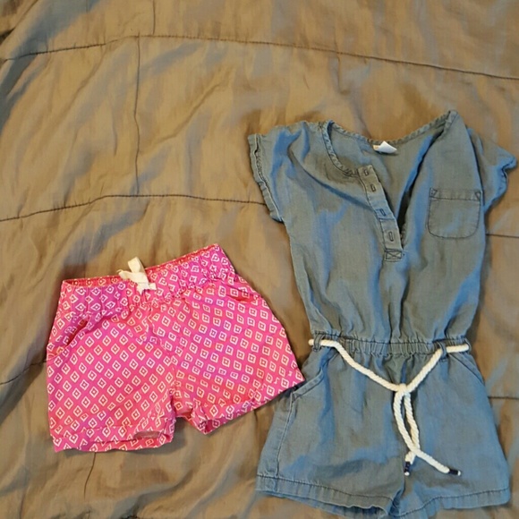 Carter's Romper and shorts sz 6