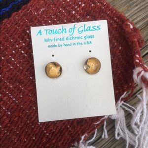 Dichroic glass earring hand made in the USA🇺🇸❤️