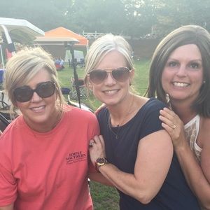 Meet your Posher, Lisa