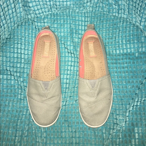 Memory foam like shoes! FLASH SALE