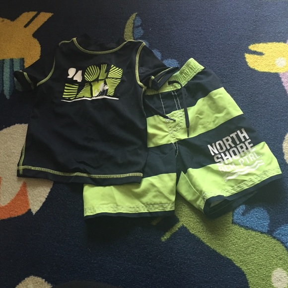 Old Navy toddler swim set - Picture 1 of 3