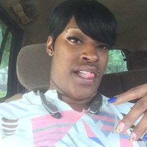 Meet your Posher, Candy