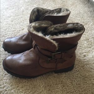 Fuzzy brown ankle boots