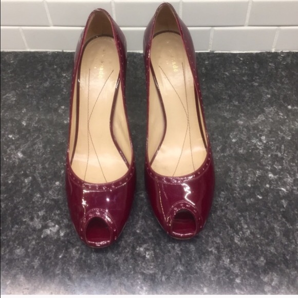 Gorgeous Kate Spade patent leather pumps