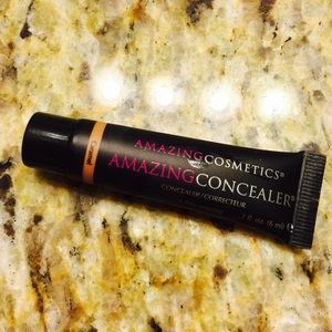 Amazing Cosmetics Concealer