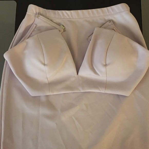 Bodycon Set (Plus Bonus Gift) - Picture 3 of 3