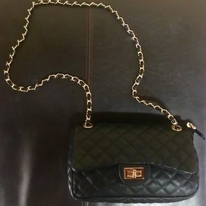 Balck Quilted Faux Leather Black Cross Body Purse