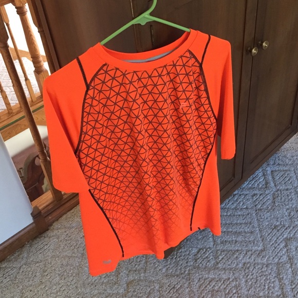 Fila performance shirt size Large