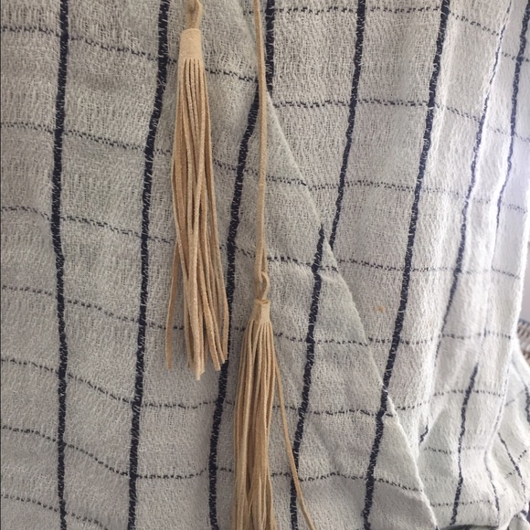 NEW bone colored suede tassel choker - Picture 2 of 2