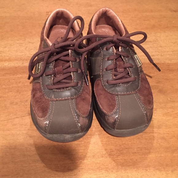 Stride Rite boys brown leather shoes