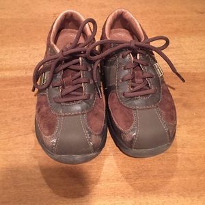 Stride Rite boys brown leather shoes