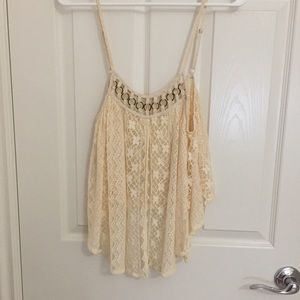 Lace top w metal detail