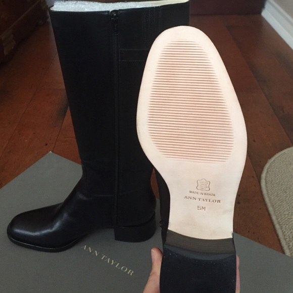 NWOT Ann Taylor 100% real leather black boots! - Picture 3 of 4