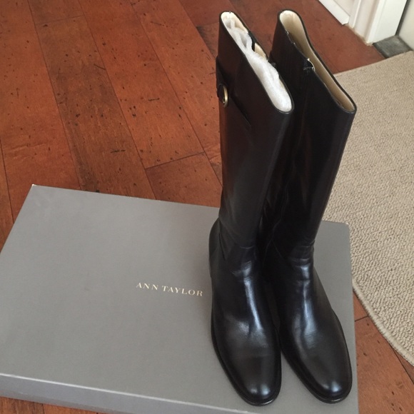NWOT Ann Taylor 100% real leather black boots! - Picture 4 of 4