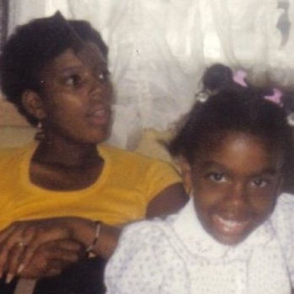 Meet your Posher, Tenia - Picture 1 of 1