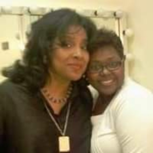 Meet your Posher, Willa - Picture 2 of 3