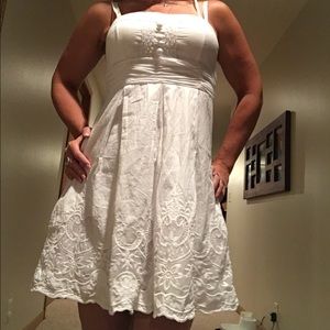 White cotton day dress size med