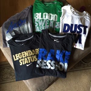 5 Nike t-shirts