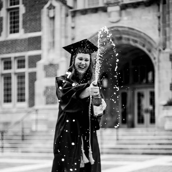 Meet your Posher, Jennelle - Picture 1 of 1