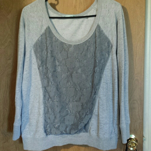 Maurice's plus XXL Grey sweatshirt w lace on front