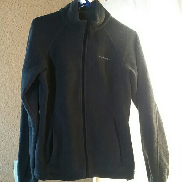 Columbia fleece sweater