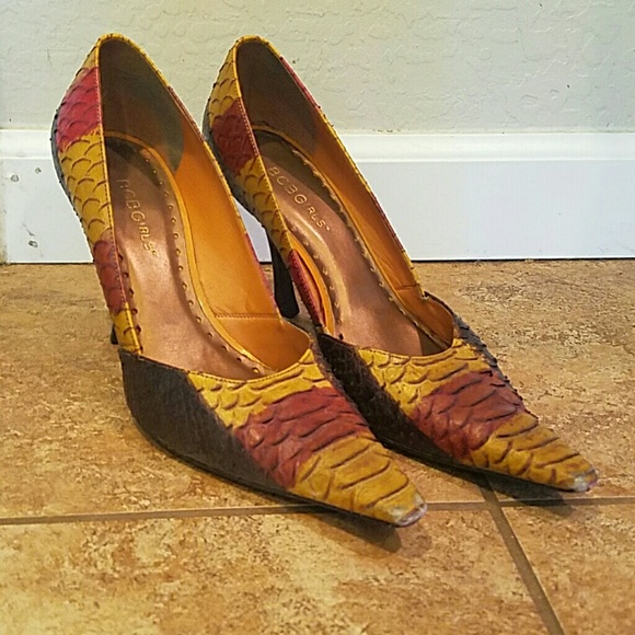 BCBGirls pumps