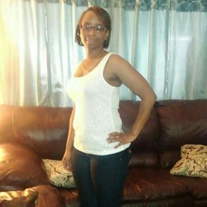 Meet your Posher, Martishia