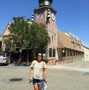 Meet your Posher, Clare