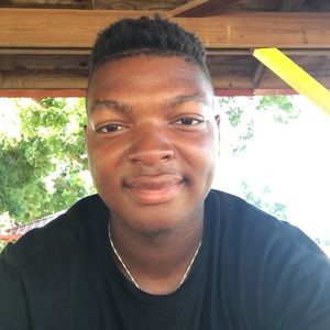 Meet your Posher, Dewayne