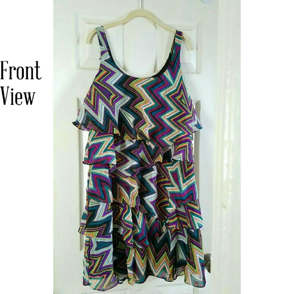 NWOT|➕ Signature by Robbie Bee {ZIGZAG TIER DRESS} - Picture 5 of 8