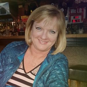 Meet your Posher, Lisamarie