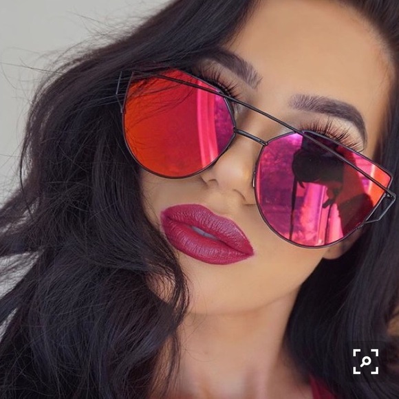 Diablo Red Cat Eye Wired Sunglasses - Picture 2 of 4