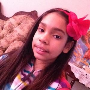 Meet your Posher, Daniela